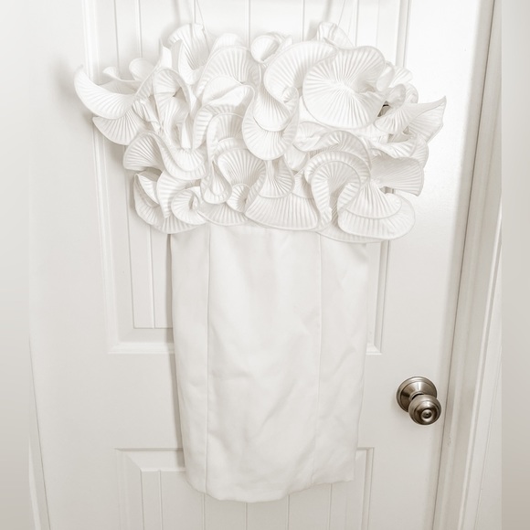DO+BE white mini dress with ruffles with tags - Picture 2 of 3